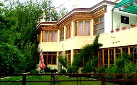 Beyond Stay - Kanika Himalayan View